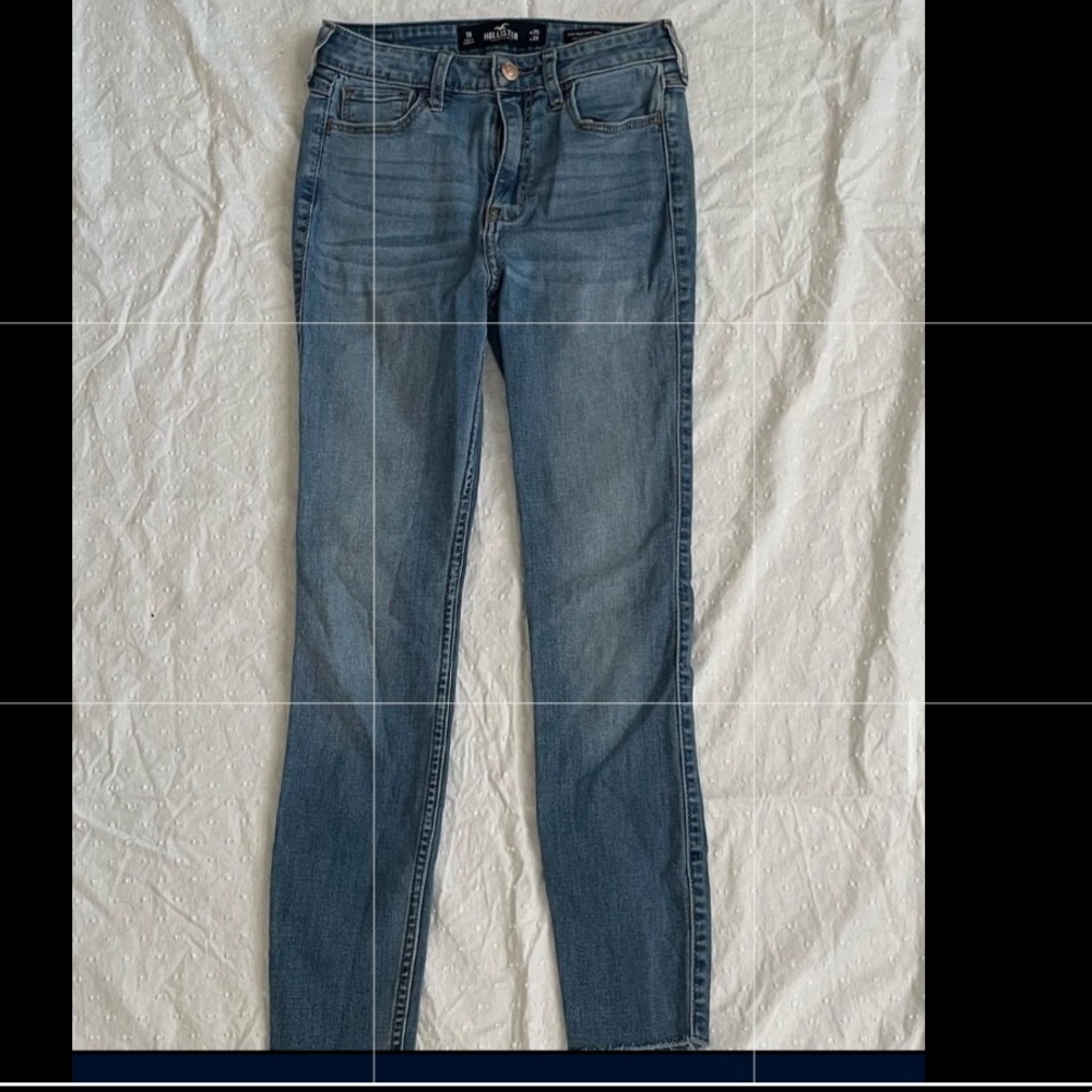 Hollister jeans